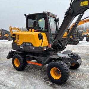 VOLVO EW60E COMPACT EXCAVATOR OPERATOR MANUAL